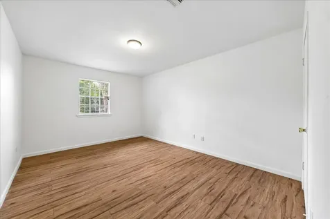 7714 Sterlingshire Street Houston TX 77016