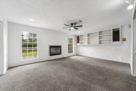 7714 Sterlingshire Street Houston TX 77016