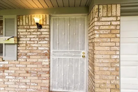 7714 Sterlingshire Street Houston TX 77016