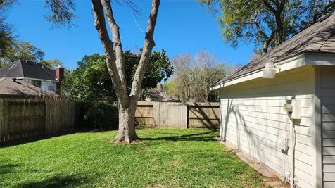 5818 Wilkins Lane Sugar Land TX 77479