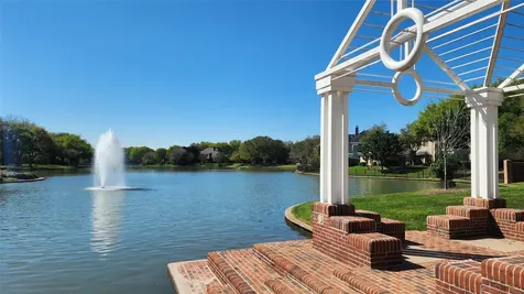 5818 Wilkins Lane Sugar Land TX 77479