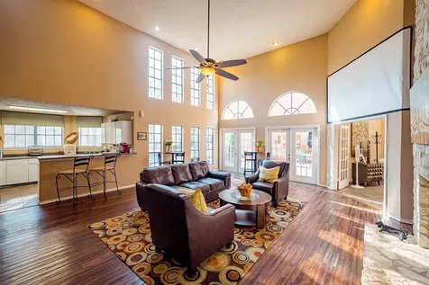 2809 W William Cannon Drive I203 Austin TX 78745