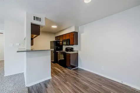 2809 W William Cannon Drive I203 Austin TX 78745