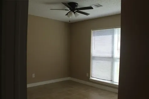 4920 Deerwood Circle Baytown TX 77521