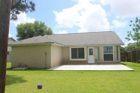 4920 Deerwood Circle Baytown TX 77521