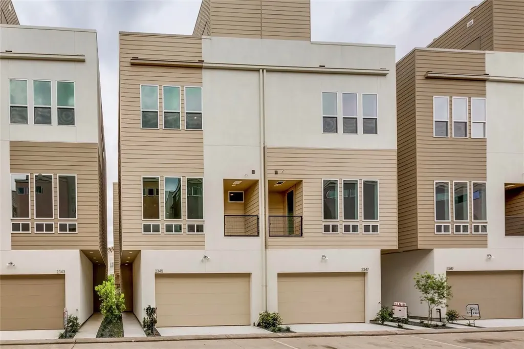 2345 Sperber Lane Houston TX 77003