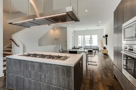 2345 Sperber Lane Houston TX 77003