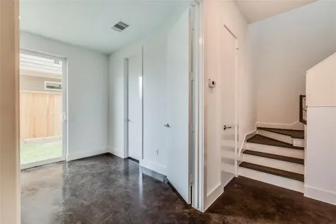 2345 Sperber Lane Houston TX 77003