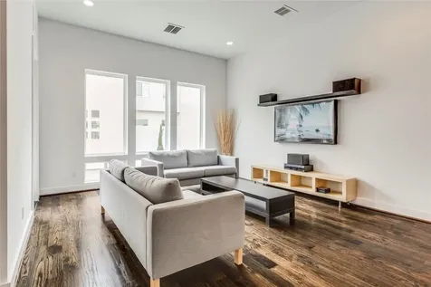 2345 Sperber Lane Houston TX 77003