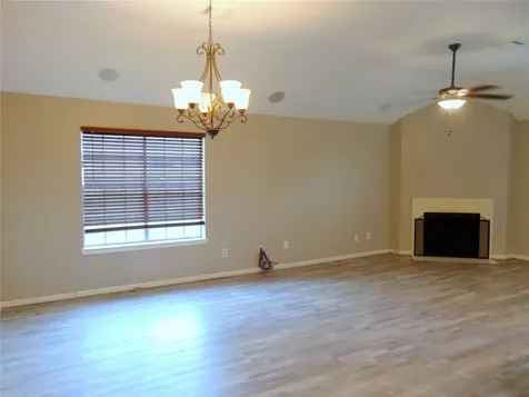 1809 Edinburg Avenue League City TX 77573
