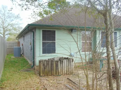 1809 Edinburg Avenue League City TX 77573