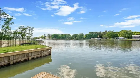 13132 Sorrento Bay Drive Willis TX 77318