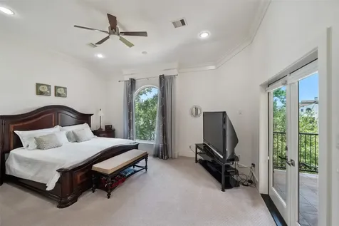 18 Secluded Trail The Woodlands TX 77380