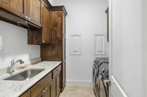 18 Secluded Trail The Woodlands TX 77380