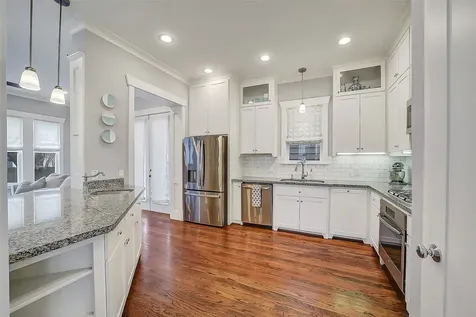 1224 W 17th Street C Houston TX 77008