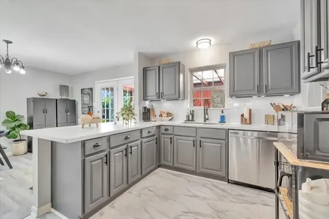 3 Maple Lane Galveston TX 77551