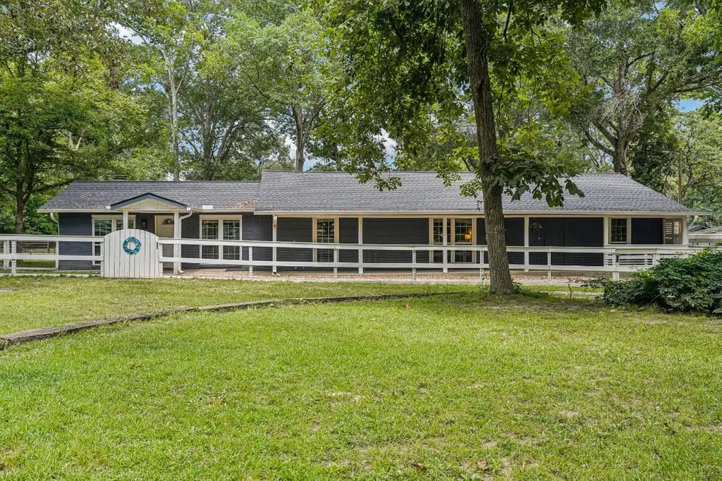 15191 Mcrae Lake Conroe TX 77303