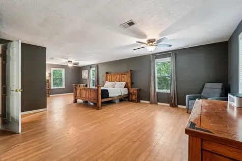 15191 Mcrae Lake Conroe TX 77303