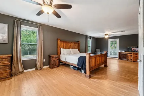 15191 Mcrae Lake Conroe TX 77303