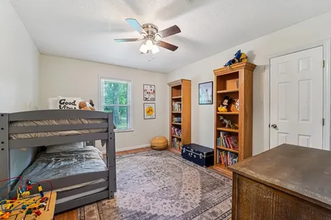 15191 Mcrae Lake Conroe TX 77303