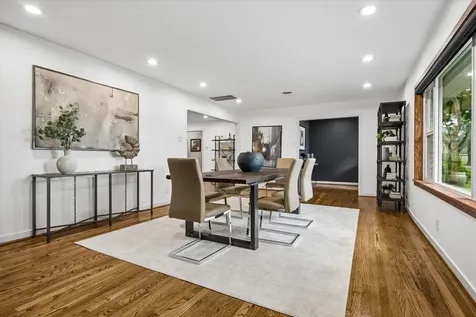 5656 Piping Rock Lane Houston TX 77056