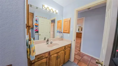 10782 County Road 284 Edna TX 77957