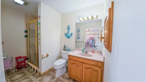 10782 County Road 284 Edna TX 77957