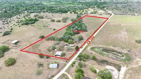 10782 County Road 284 Edna TX 77957