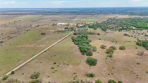 10782 County Road 284 Edna TX 77957