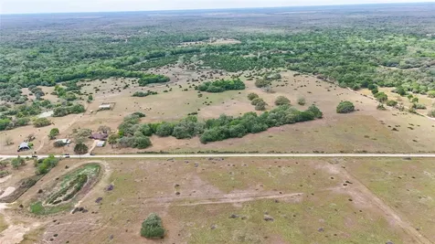 10782 County Road 284 Edna TX 77957