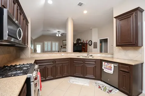 14211 Pinefrost Lane Cypress TX 77429