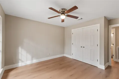 10 White Fawn Drive Spring TX 77381