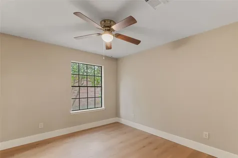10 White Fawn Drive Spring TX 77381