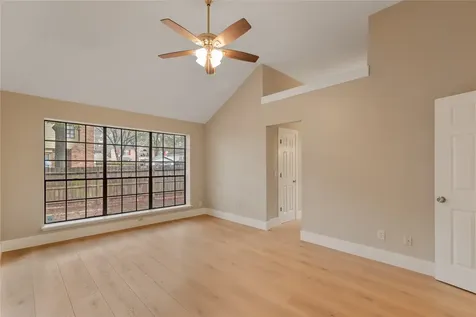 10 White Fawn Drive Spring TX 77381