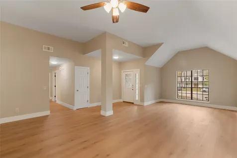 10 White Fawn Drive Spring TX 77381