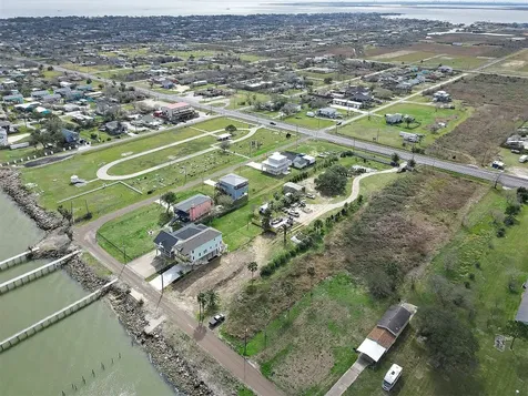 2217 Avenue A San Leon TX 77539
