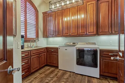 40 Logansport Court Montgomery TX 77356