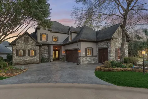40 Logansport Court Montgomery TX 77356