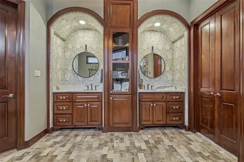 40 Logansport Court Montgomery TX 77356