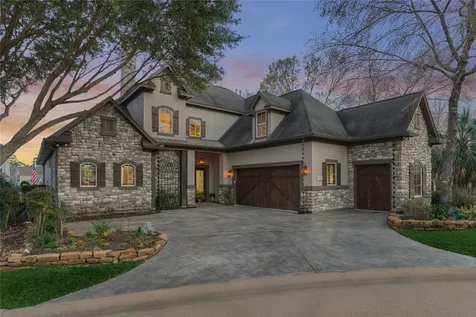 40 Logansport Court Montgomery TX 77356