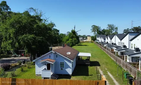 1110 Paul Quinn Street Houston TX 77091