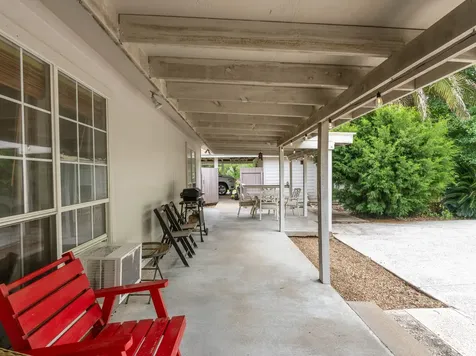 1103 Green Avenue Palacios TX 77465