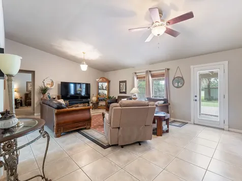1103 Green Avenue Palacios TX 77465