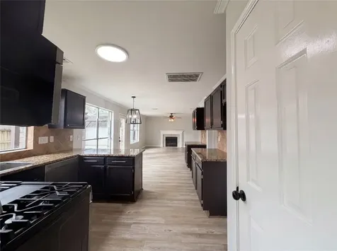 4012 Cedarwood Drive Pearland TX 77584