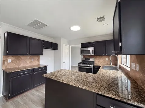 4012 Cedarwood Drive Pearland TX 77584