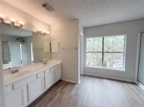 4012 Cedarwood Drive Pearland TX 77584
