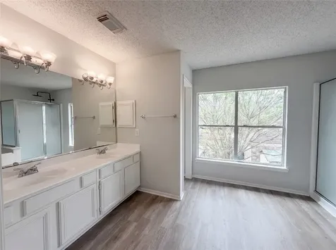 4012 Cedarwood Drive Pearland TX 77584