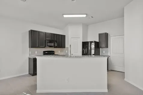 175 Country Crossing Circle Magnolia TX 77354