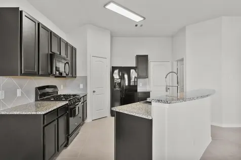 175 Country Crossing Circle Magnolia TX 77354