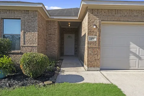 175 Country Crossing Circle Magnolia TX 77354